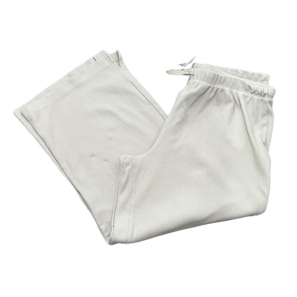 HEAD BEIGE RIBBED DRAWSTRING WIDE LEG CROPPED CAPRI PANTS - Picture 6 of 10